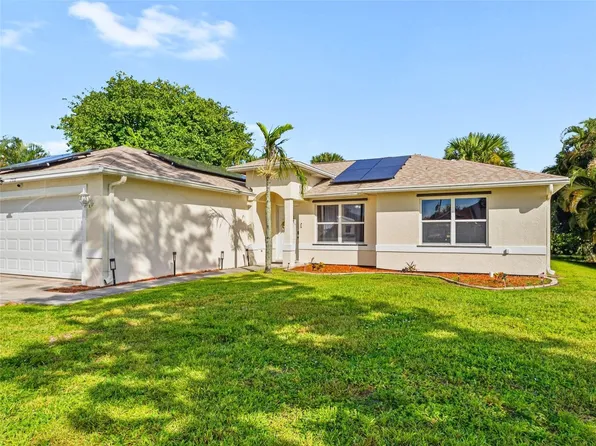 2537 SW Deckard Street SW, Port St Lucie, FL 34953