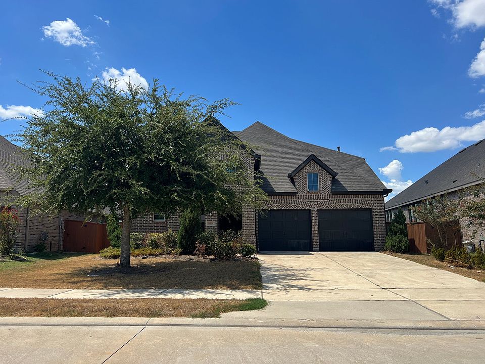 1st image of 11034 Dumbreck Dr