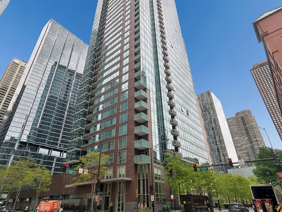 1st image of 505 N McClurg Ct APT 1705