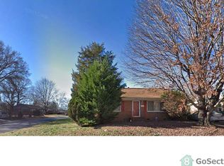 3525 Merrill Pl, Charlotte, NC 28216