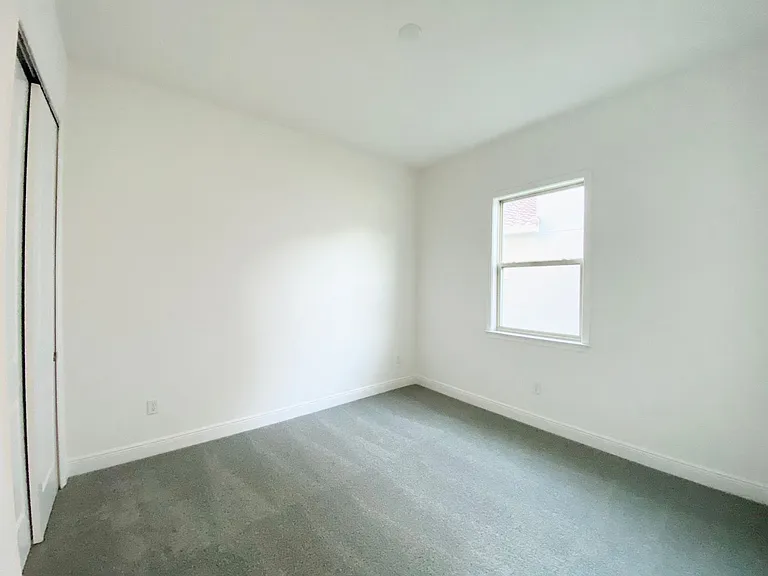 13270 Bromborough Dr — Photo 13