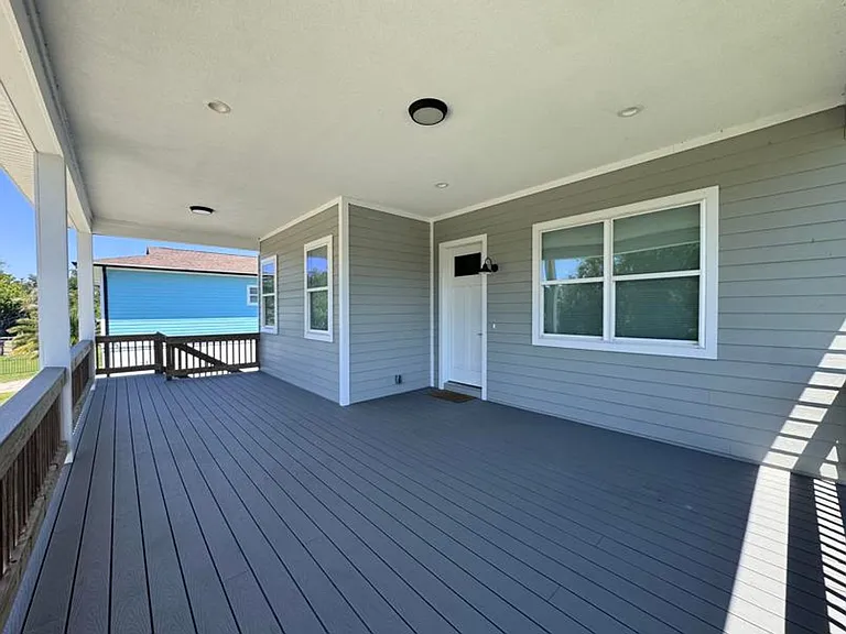 356 Seminole Dr — Photo 4