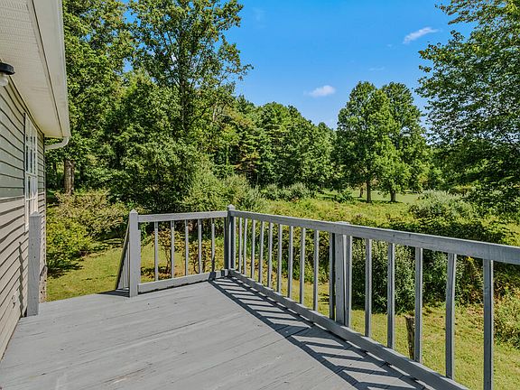 5th image of 1192 Millstone Rd
