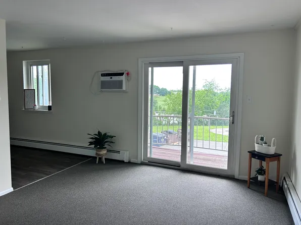 33 Sweinhart Rd #Abc, Boyertown, PA 19512