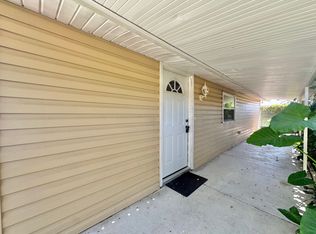 126 1/2 Flamingo Dr, Auburndale, FL 33823