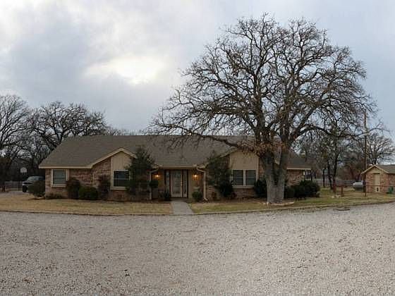 1st image of 784 County Road 1660