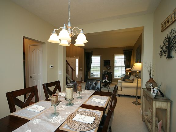 5th image of 664 Pigeon Dr