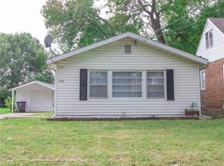 1214 57th Pl, Des Moines, IA 50311