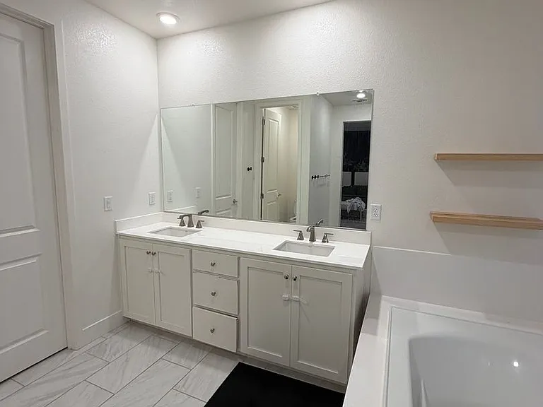 2478 Founders Pl — Photo 24