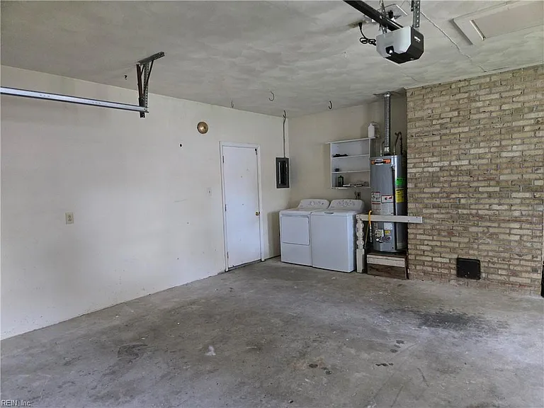 844 Lord Leighton Dr — Photo 8