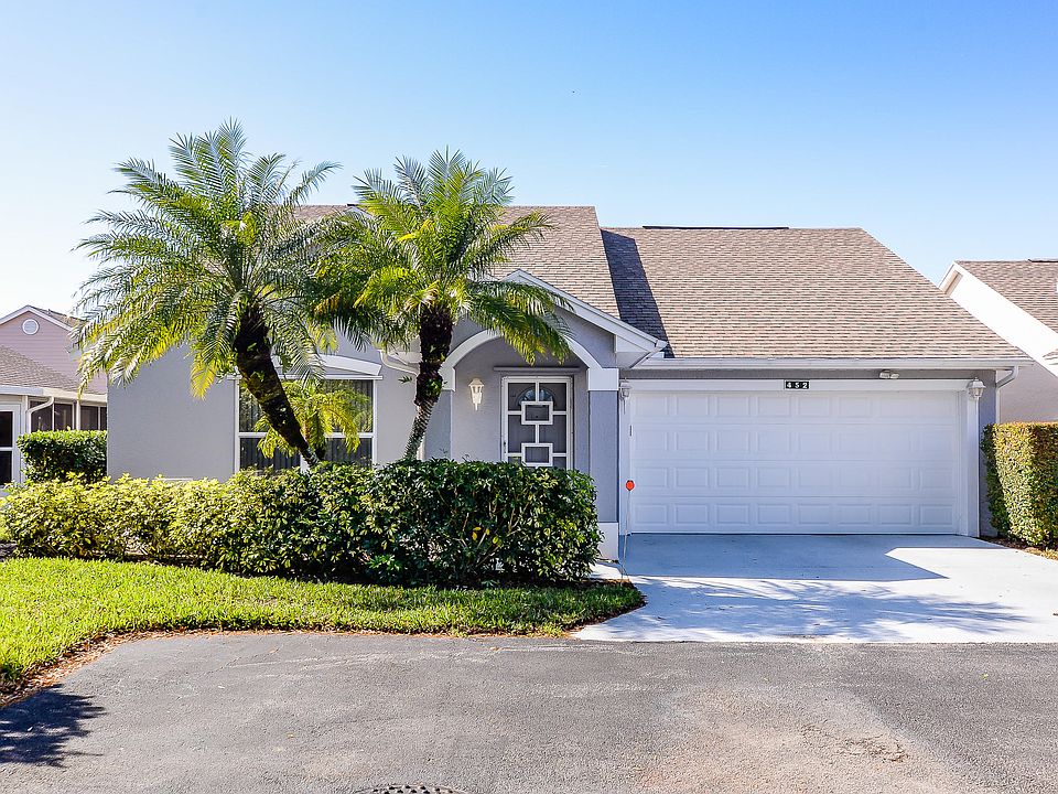 1st image of 452 NW Gibraltar Ct