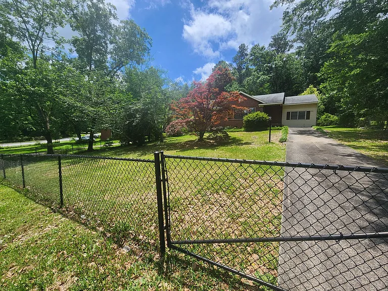 4313 Sims St — Photo 2