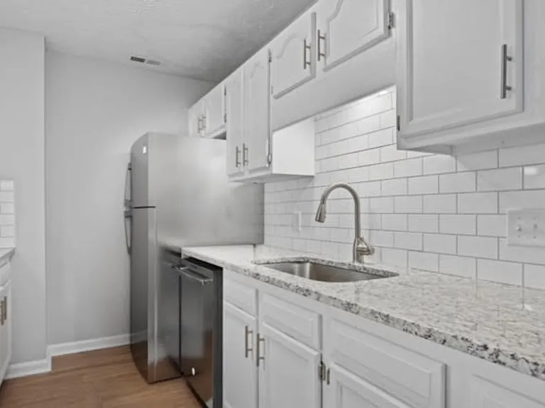 Welcome to Laketree Apartments A Place to Call Home! — Photo 6