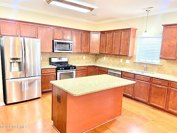 4th image of 605 Cheltenham Dr