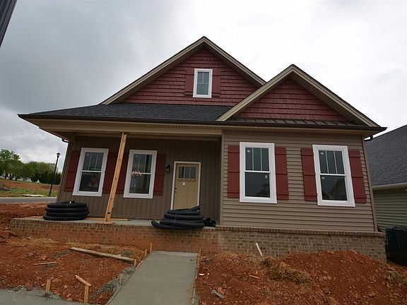 2nd image of 303 Hunterdale Dr
