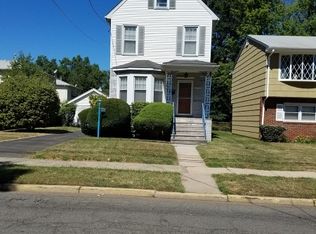 209 E 9th Ave, Roselle, NJ 07203