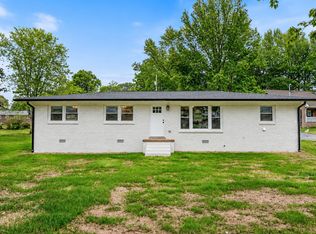 113 Brook St, Mc Ewen, TN 37101