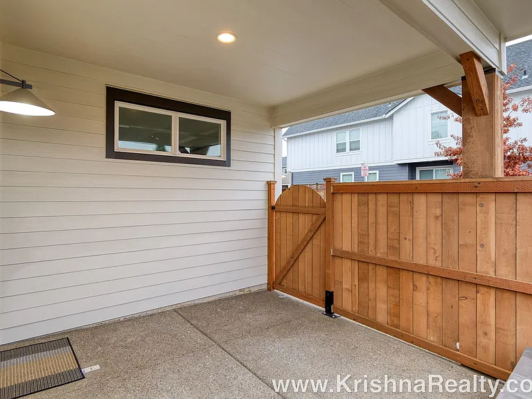 4227 SE Reed Dr — Photo 23