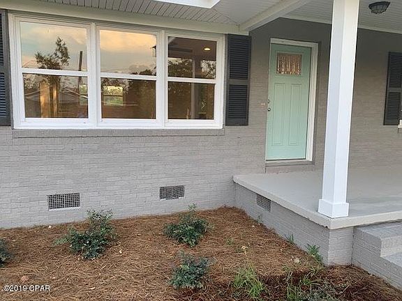 3rd image of 16444 SW Mimosa St