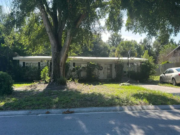 520 17th St NE, Winter Haven, FL 33881