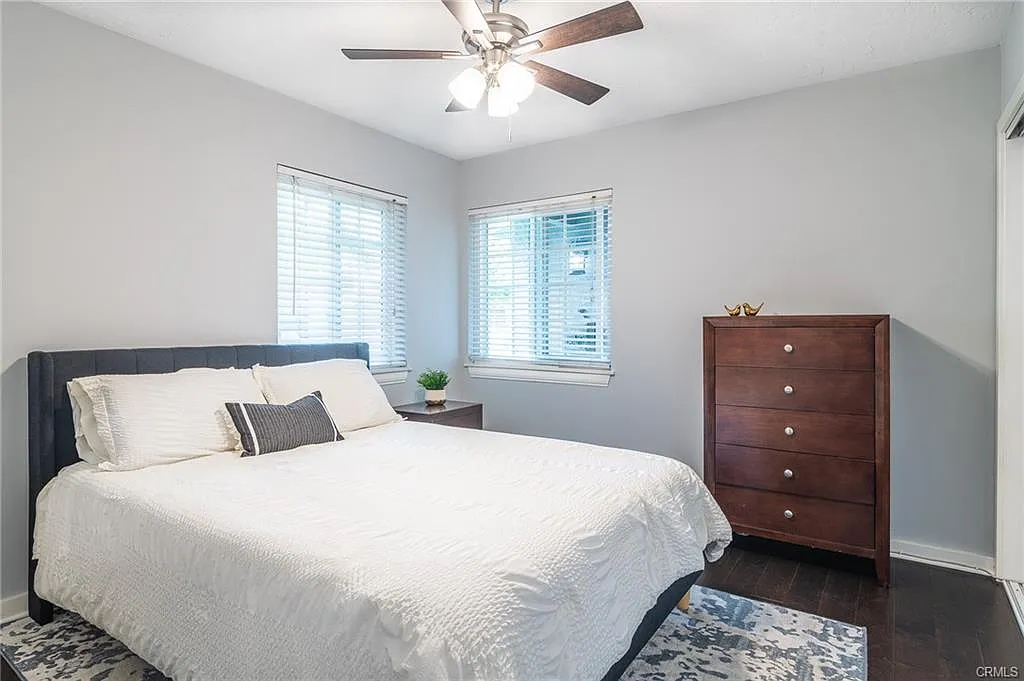 4 bed, 1916 sqft, $4,700 — Photo 1