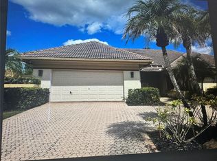 10803 Ashmont Dr, Boca Raton, FL 33498