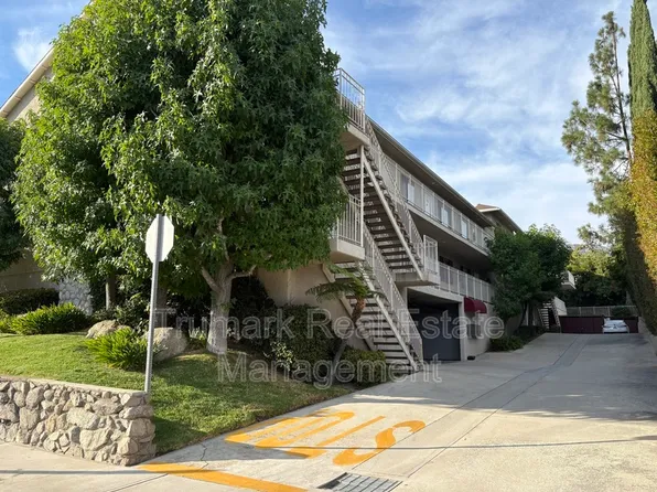 2421 Montrose Ave #201, Montrose, CA 91020