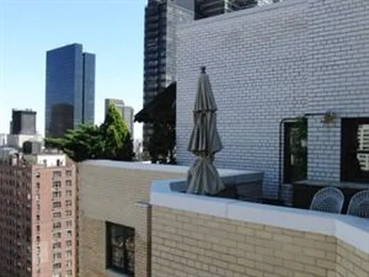 Sold by Douglas Elliman | media 19