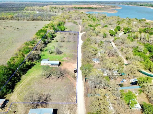 200 Buffalo Dr, Comanche, TX 76442