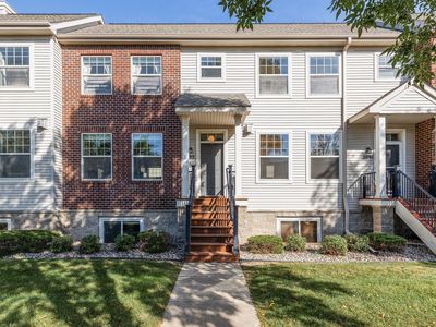 2095 Clover Ridge Dr, Chaska, MN, 55318