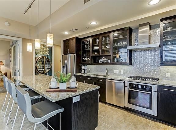 3rd image of 2207 Bancroft Ln #701