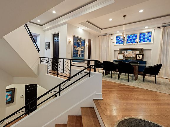 5th image of 123 Channel Pointe Mall