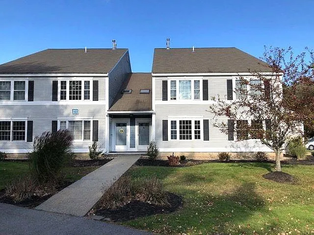 501 Springbrook Cir