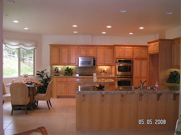 Kitchen with Breakfast Area & Center Island 