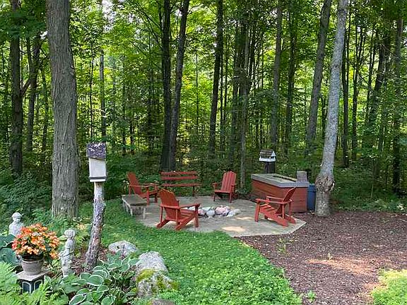 2nd image of 2670 Larks Lake Rd