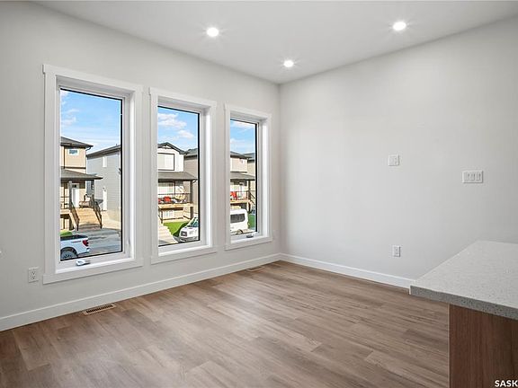 4th image of 1162 Poley STREET N
