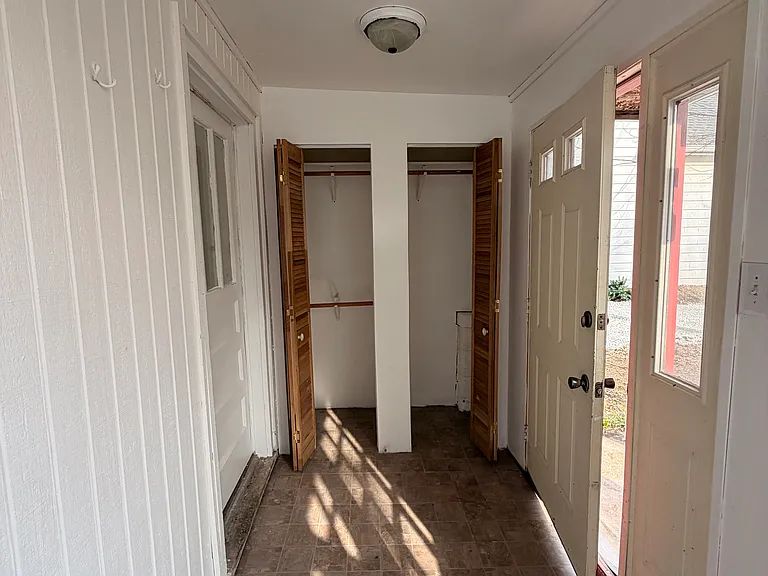 206 Avondale Ave #1 — Photo 14