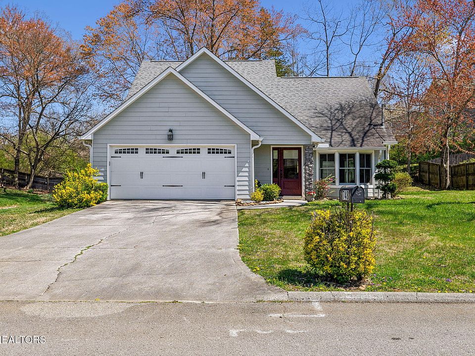 1st image of 748 Shady Springs Ln