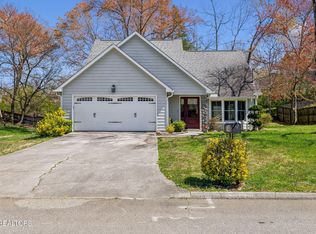 748 Shady Springs Ln, Knoxville, TN 37923