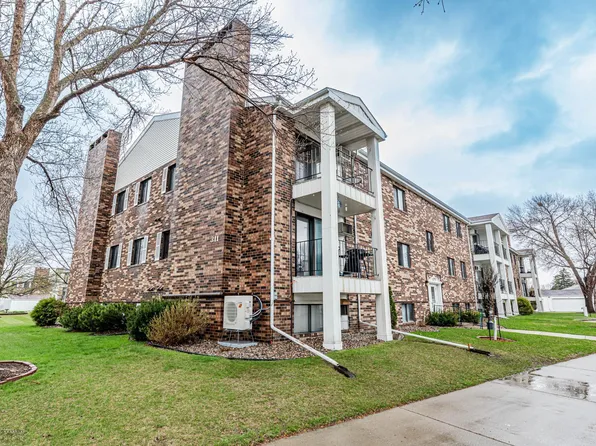 311 Prairiewood Cir S APT 304, Fargo, ND 58103