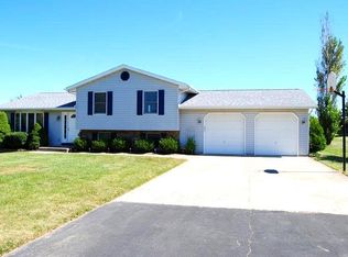 4586 Springboro Rd, Lebanon, OH 45036