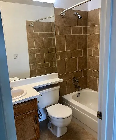 2nd full bath ensuite on upper level