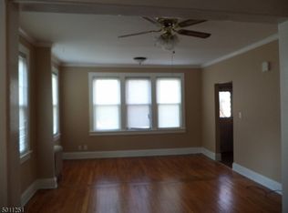 216 E 9th Ave, Roselle, NJ 07203