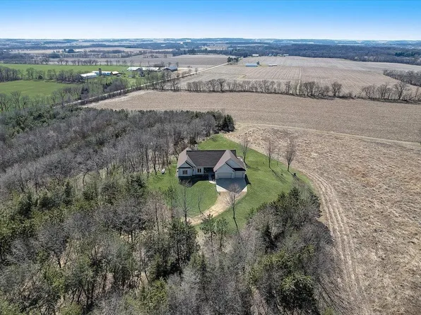 N8551 Freidig ROAD, Brooklyn, WI 53521