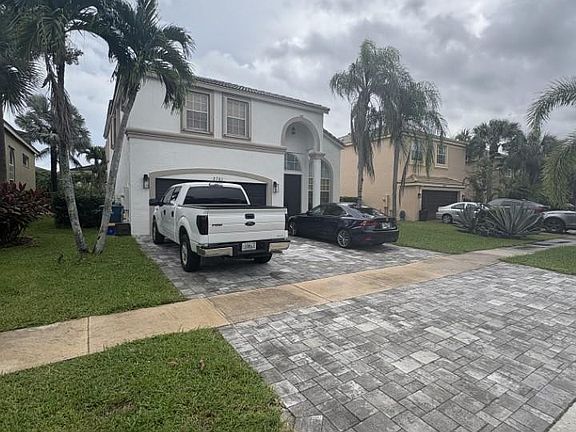 2nd image of 2761 Misty Oaks Circle