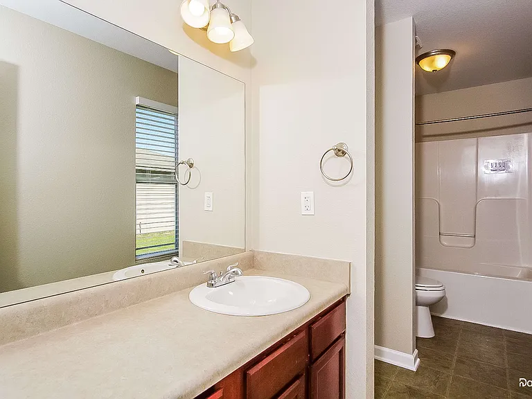 111 Firefly Ln — Photo 10