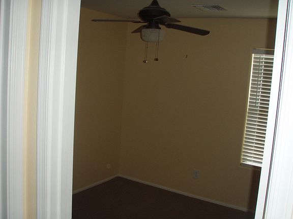 5th image of 40357 W Thornberry Ln
