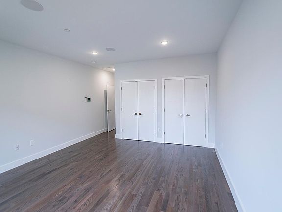 5th image of 1527 N Franklin St #3