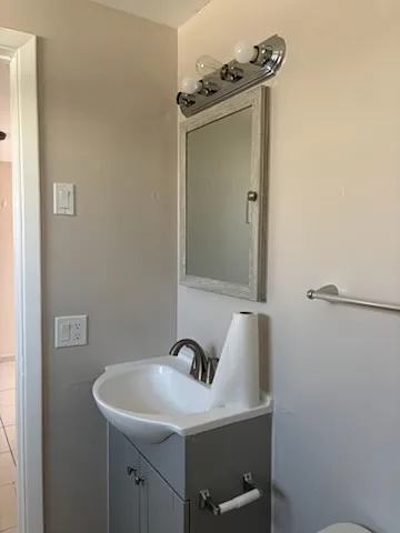 1 bed, 400 sqft, $1,300 — Photo 4