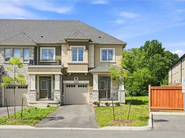 305 Garner Rd W #68, Hamilton, ON L9G 3K9